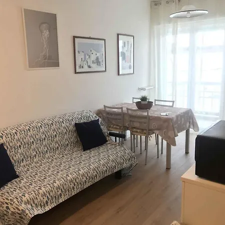 Apartment Studio In Lido Di Jesolo 24796 *